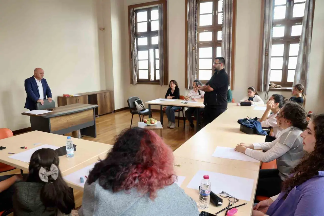Darıca’da sanatseverler konservatuvarda buluşacak