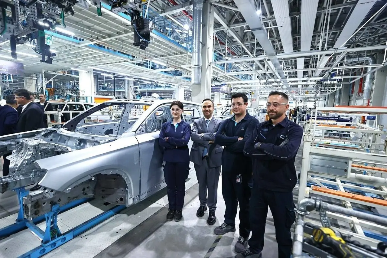 Bakan Kacır: "Togg, günde 375 araç üretim hızıyla yoluna güçlü şekilde devam ediyor"