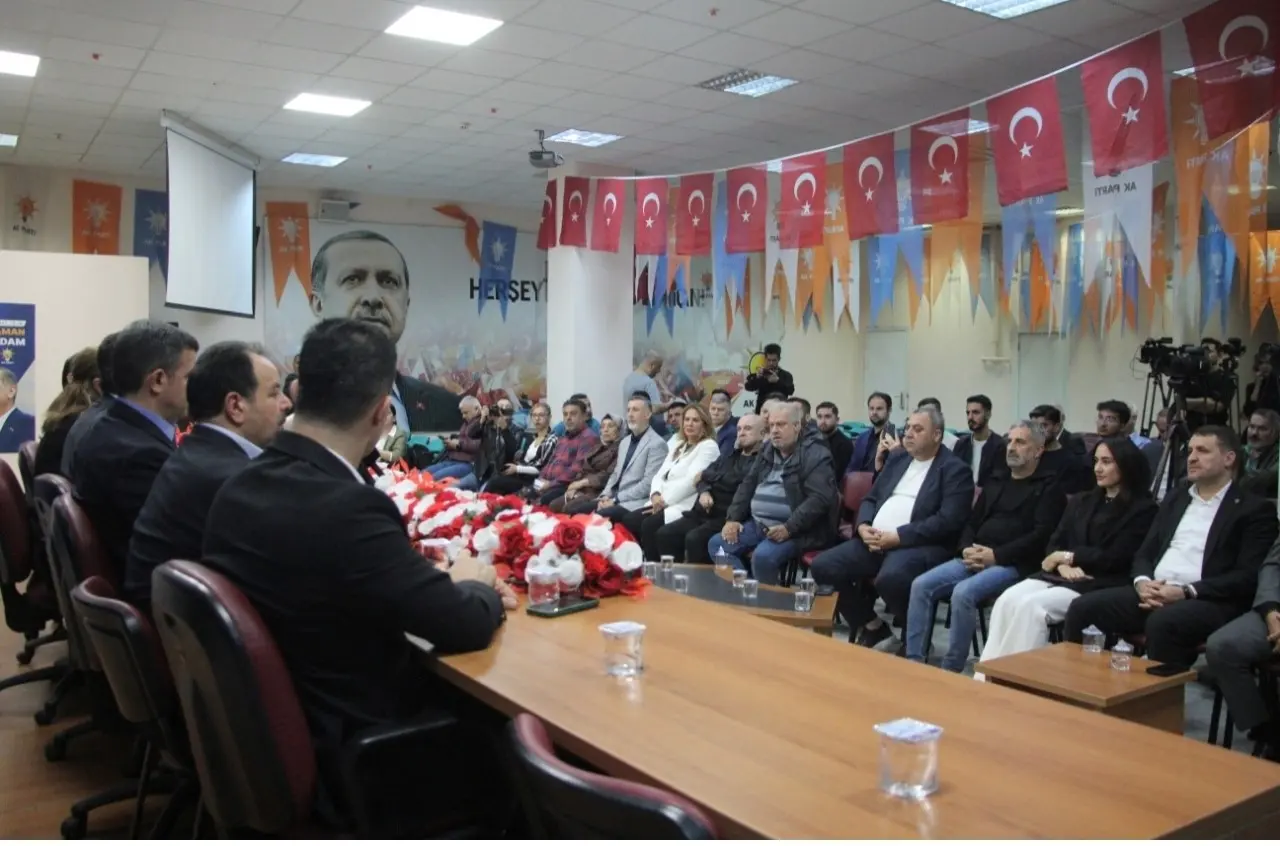 AK Parti Mersin teşkilatlarından eski yöneticilere vefa ziyareti