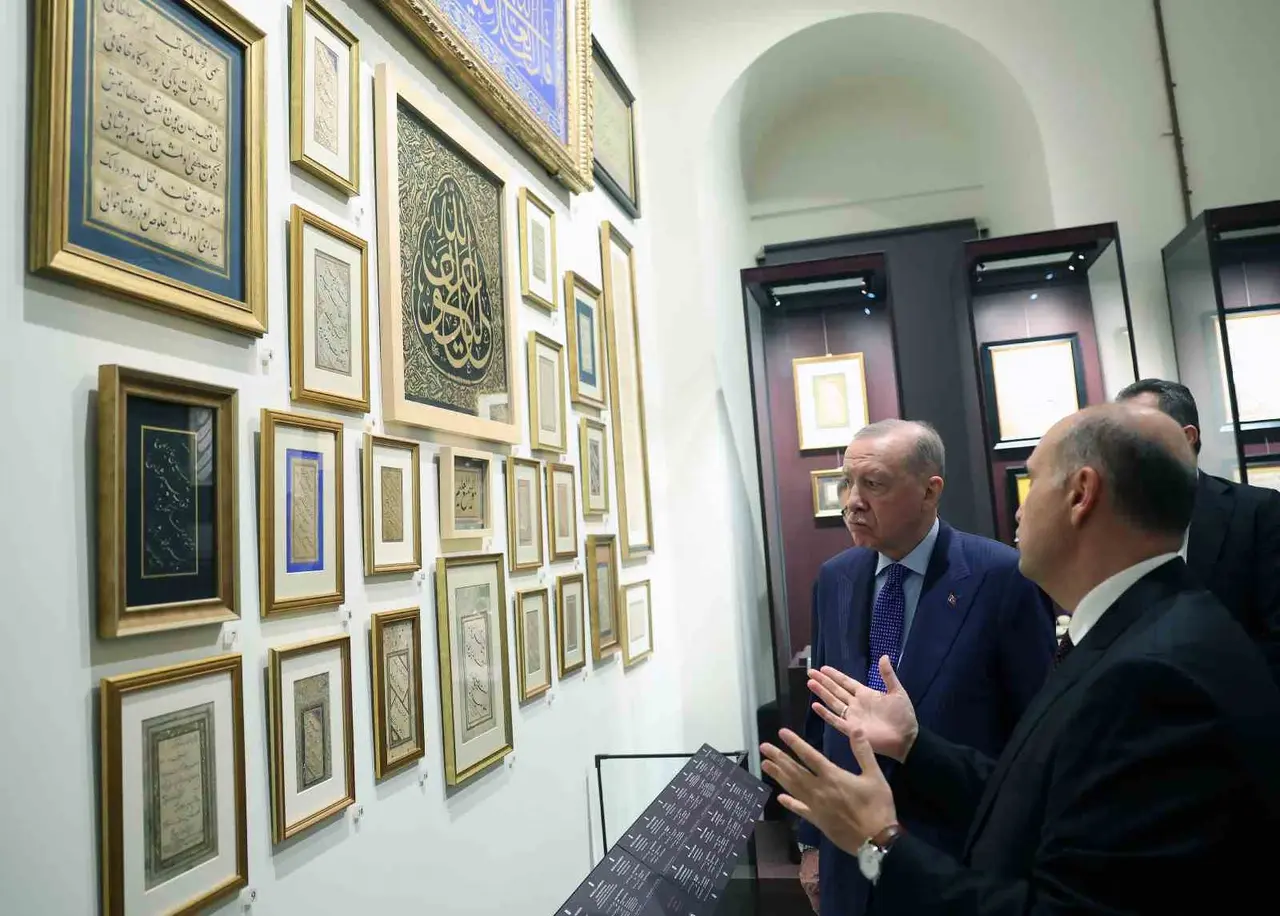 Cumhurbaşkanı Erdoğan, "Kimliksizleştirme siyasetine maruz bırakıldık"