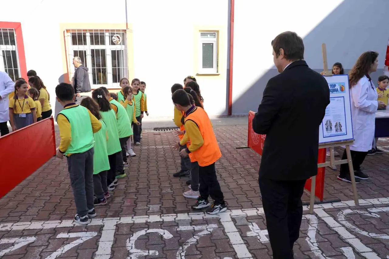 Öğrenciler geleneksel oyunları bu proje ile deneyimledi