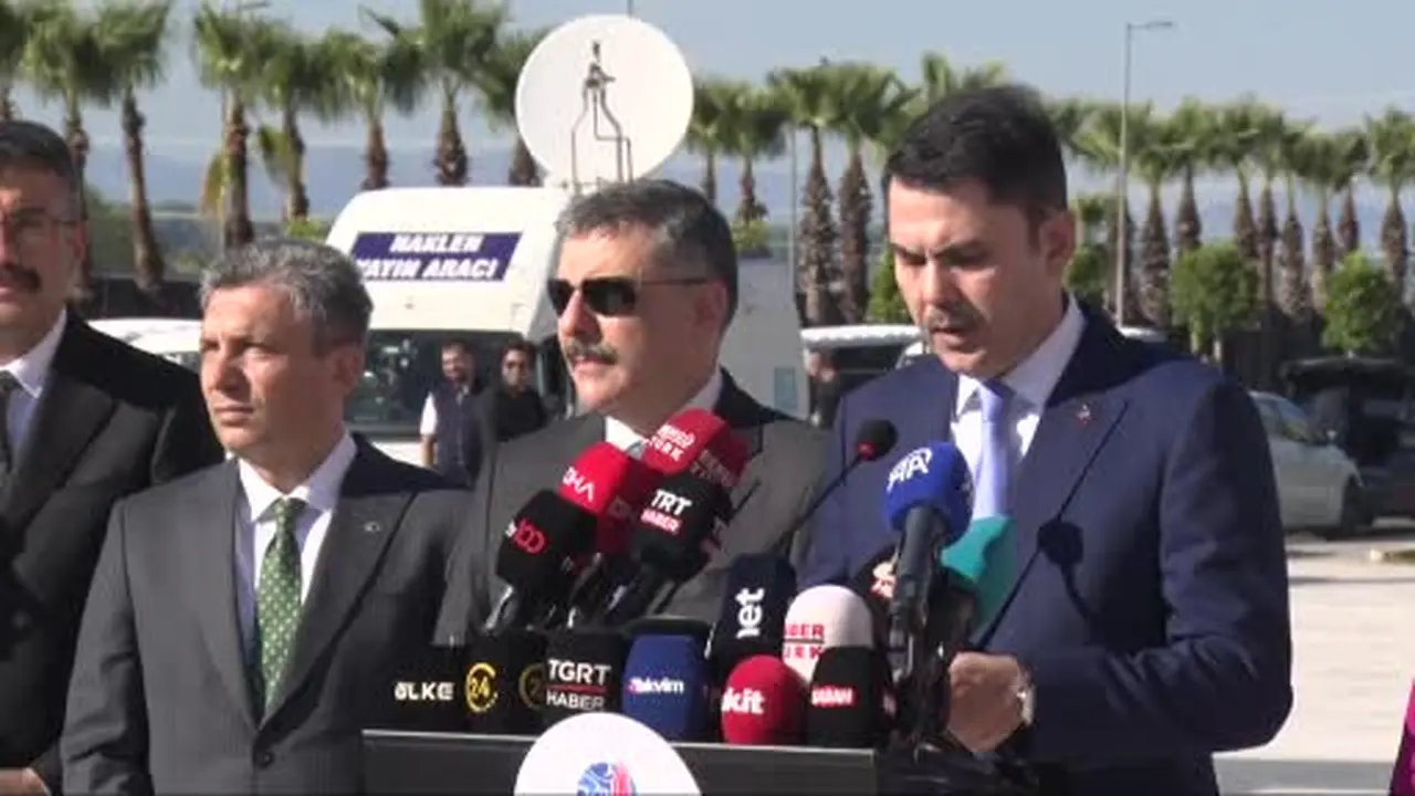 Bakan Murat Kurum:  "COP31’de 1 milyonu aşkın ziyaretçi, çarpan etkisiyle 3-4 milyar ekonomik hareketlilik bekliyoruz"