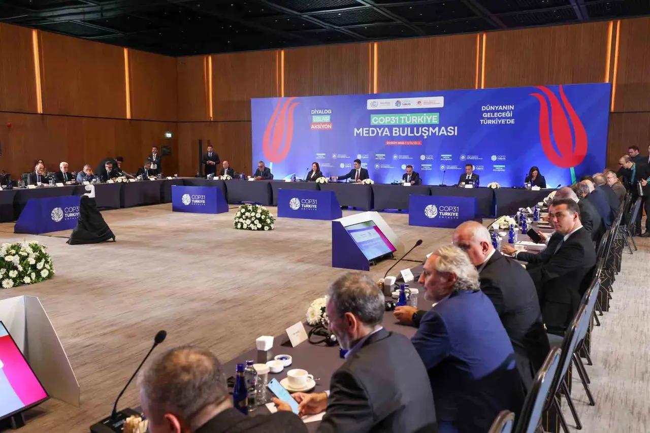 Bakan Kurum COP31 hazırlıklarını paylaştı: "Türkiye, yarının dünyasına imzasını atacak, tüm insanlığın geleceğine mührünü vuracak"