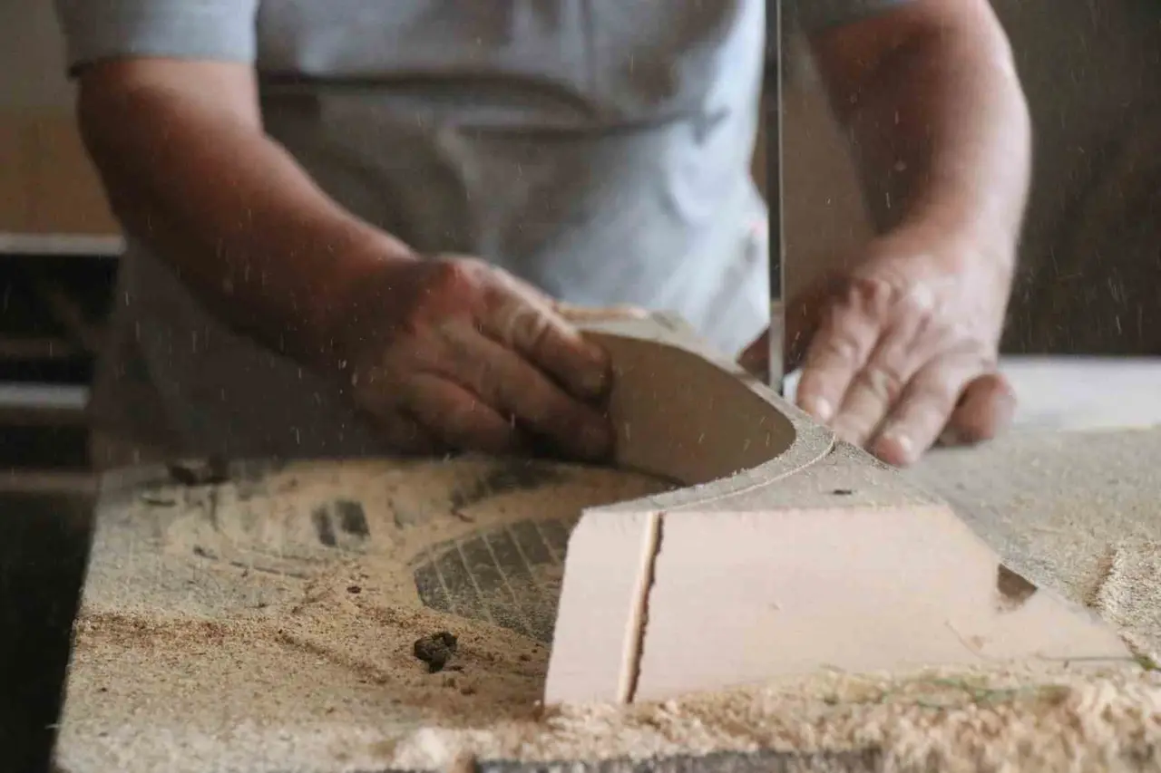 Yarım asırlık ustalıkla Osmanlı ve Selçuklu motiflerini dünyaya taşıyor