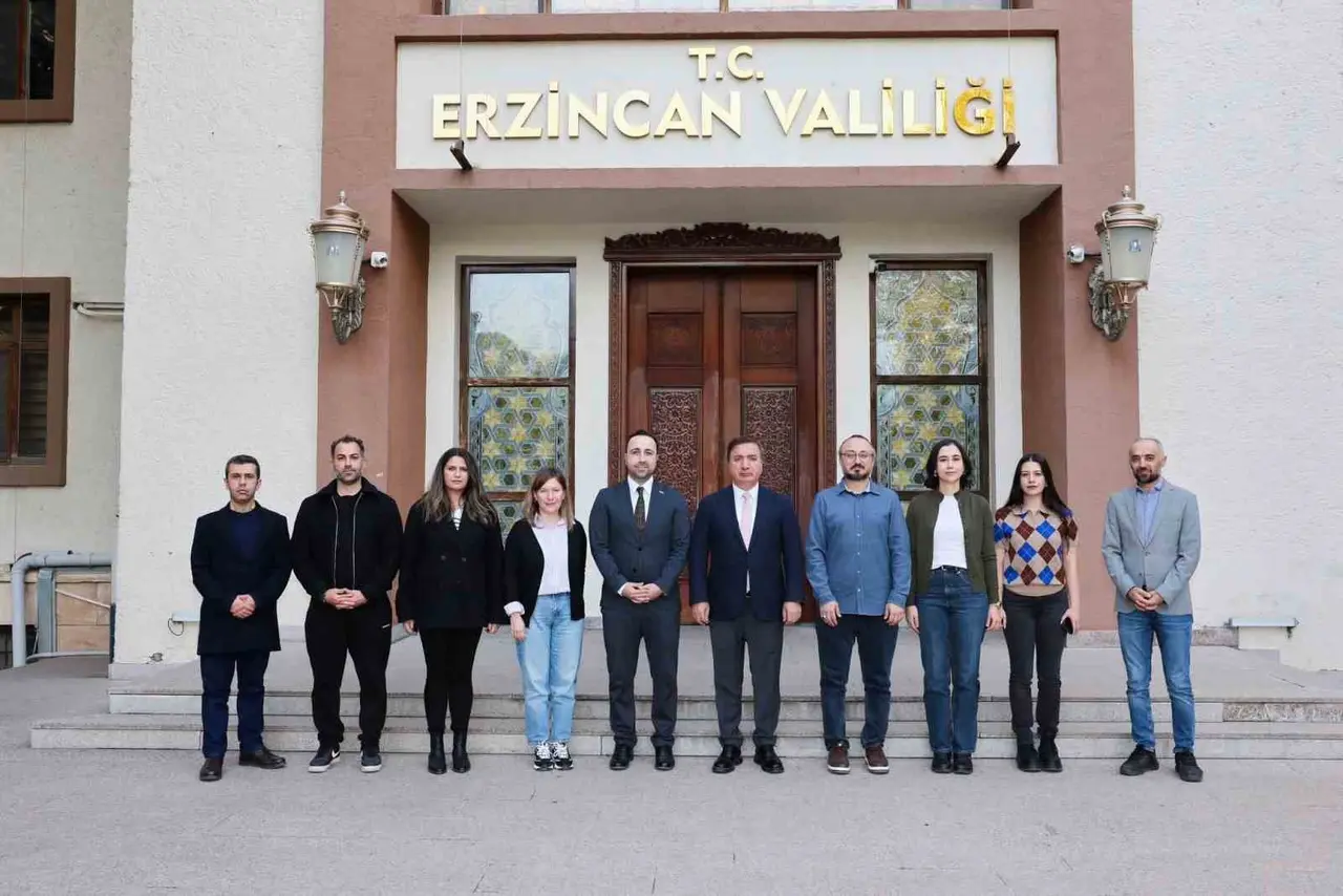 Vali Aydoğdu, İletişim Başkanlığı heyetini kabul etti