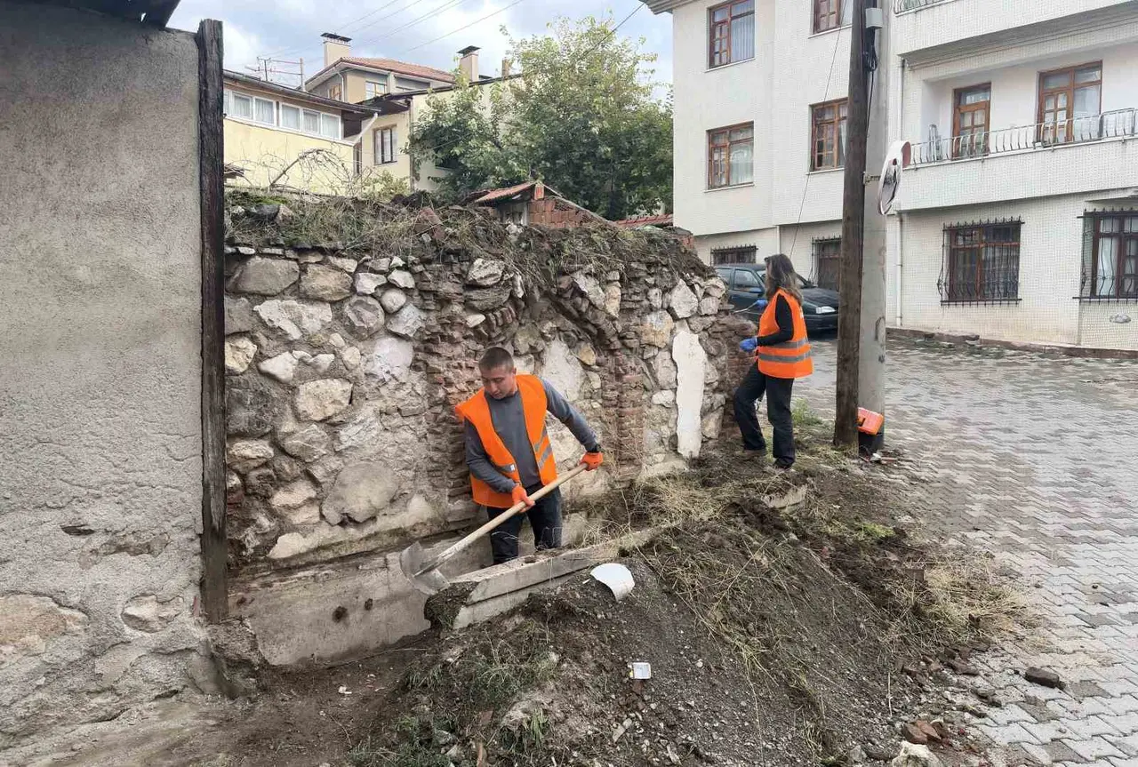 Tosya Belediyesi tarihi çeşmeyi restore edecek
