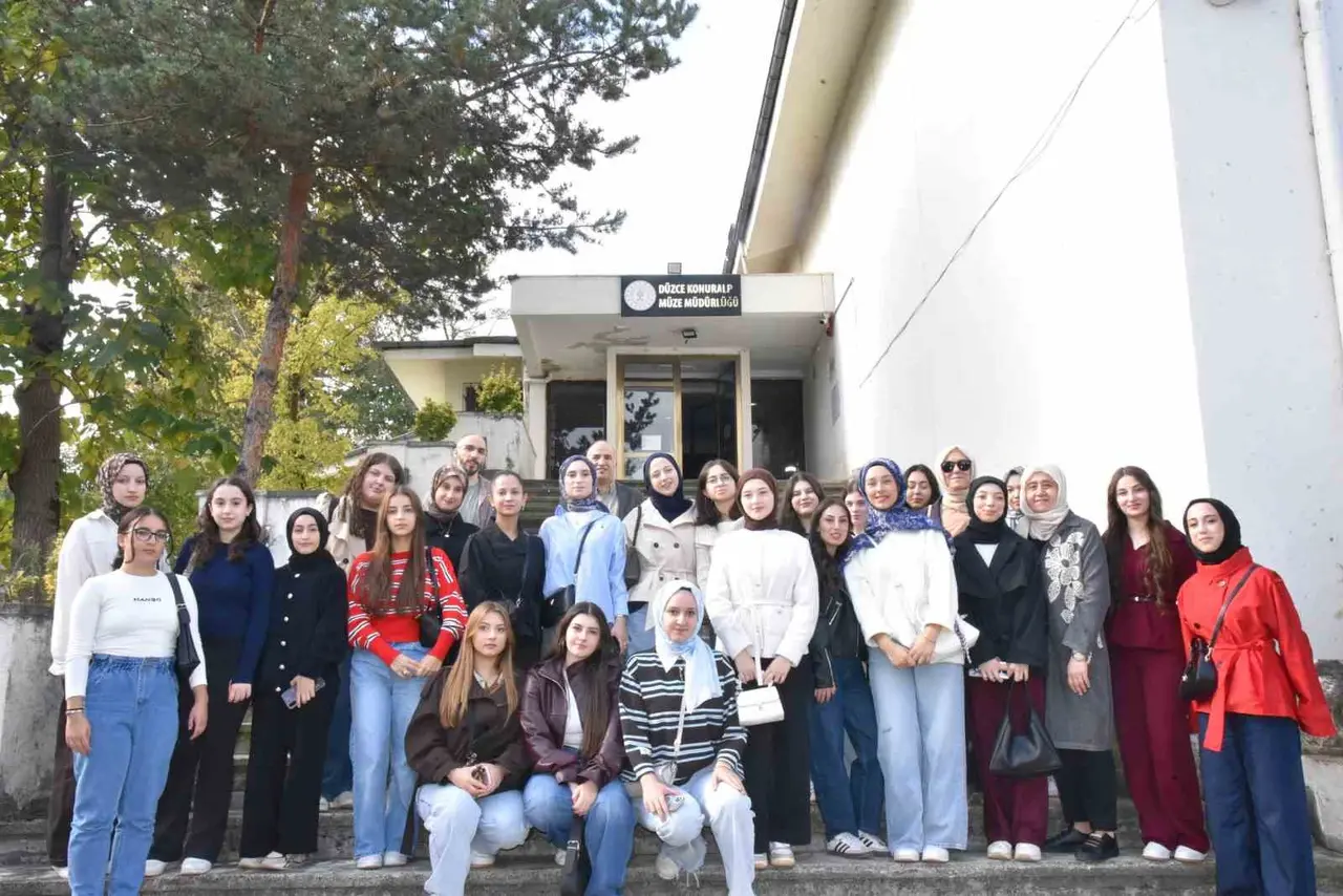 Üniversite yolunda ilk adım Düzce Üniversitesi’nde