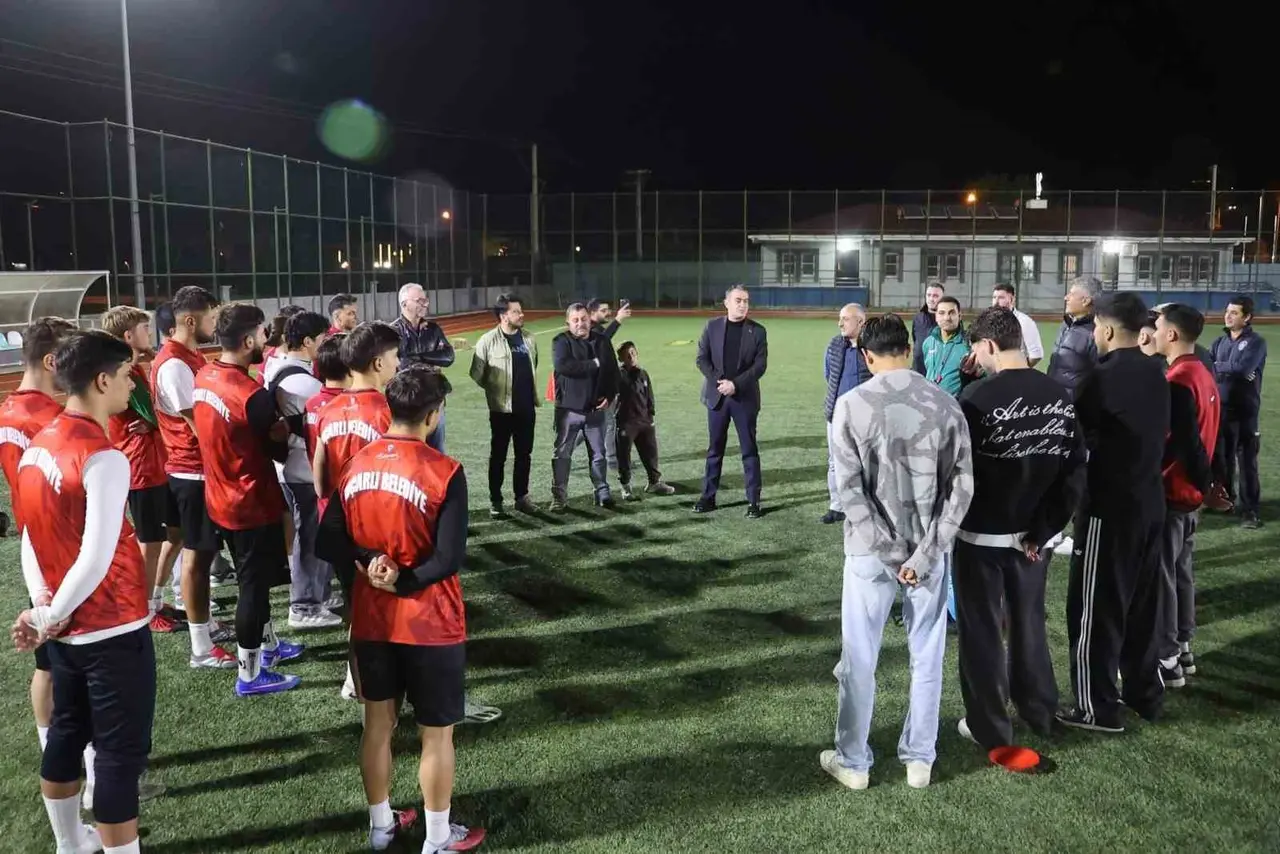 Kazanın ardından göreve dönen Arıcı’dan Koçarlı Belediyespor’a moral desteği