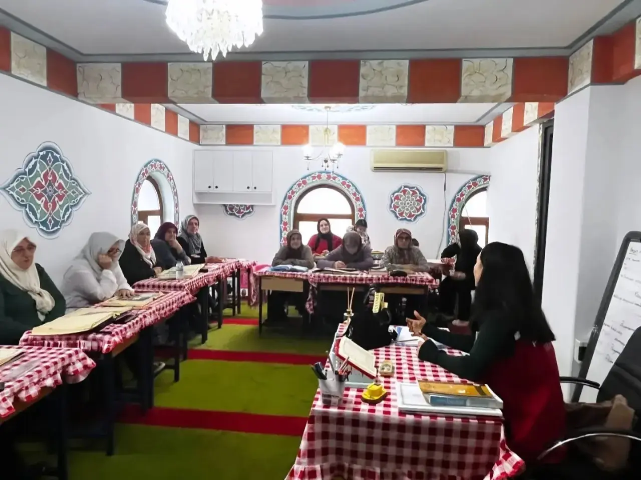 Sinop’ta Kur’an kursu kursiyerlerine koruyucu aile hizmeti tanıtıldı