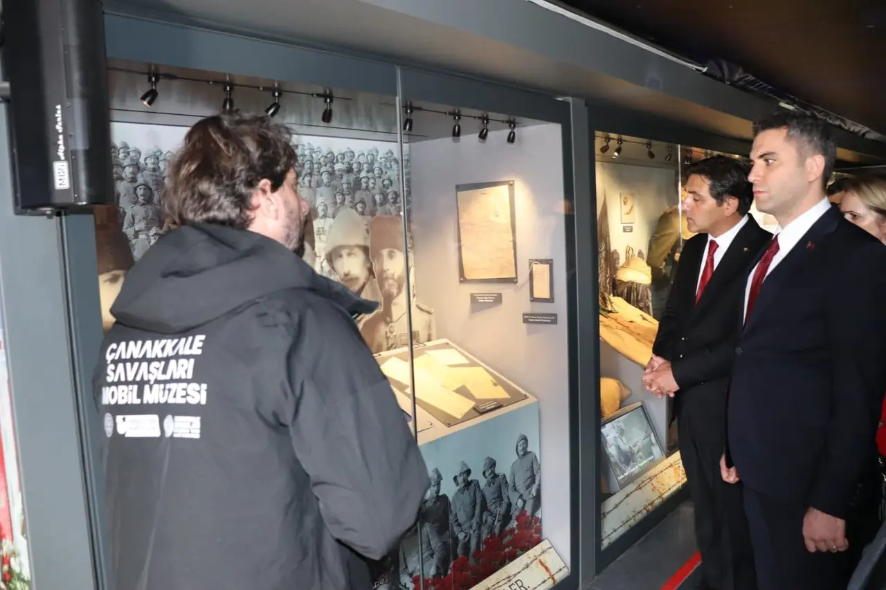 Çanakkale Destanını anlatan müze tırı Selendi’de