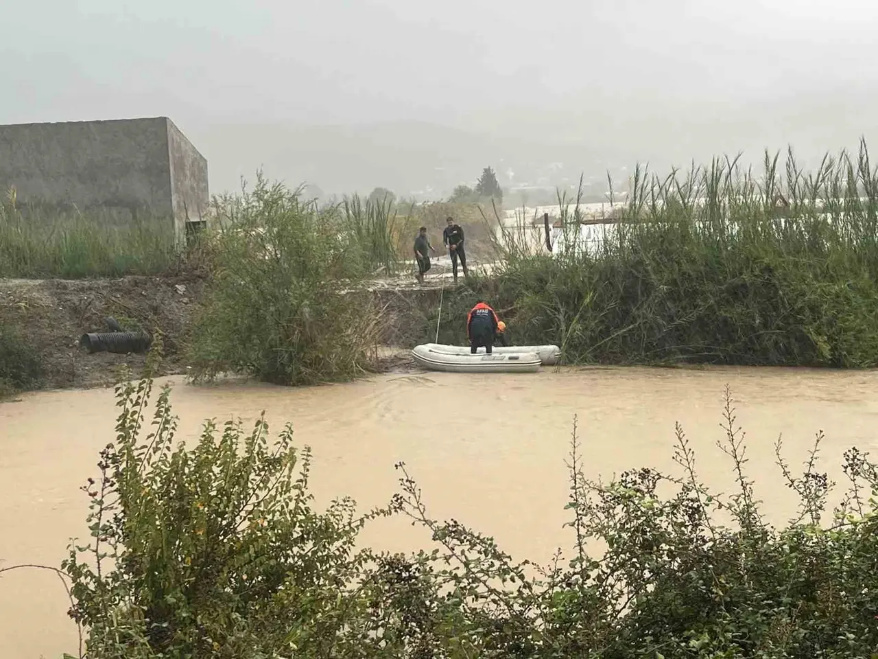 Muğla Dalaman sele teslim oldu