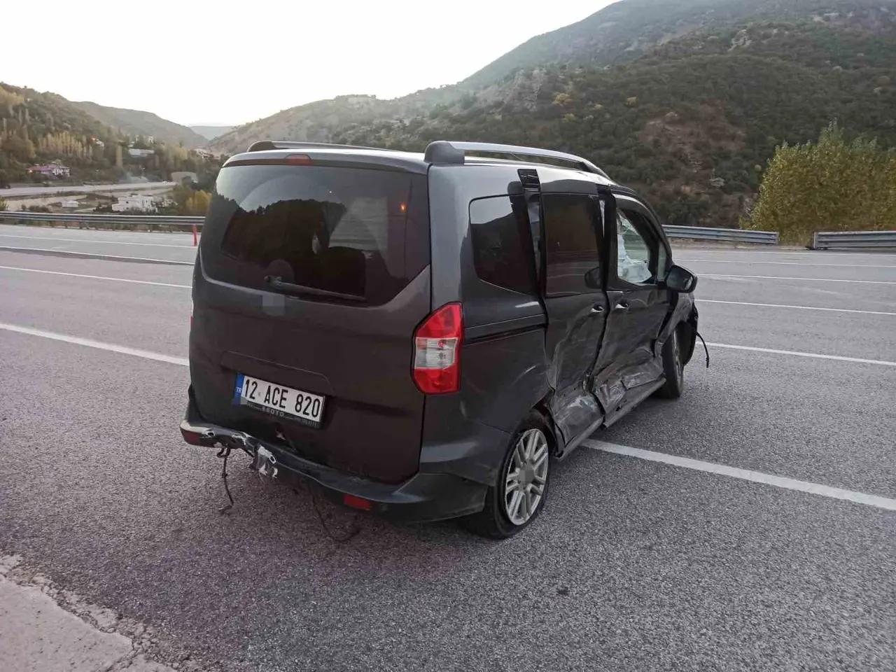 Bingöl’de trafik kazası: 3 yaralı