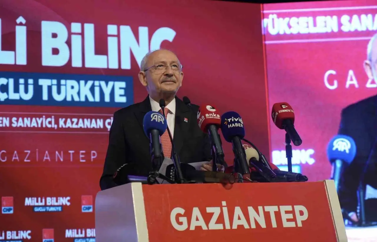 Kılıçdaroğlu, Gaziantep’te "Milli Bilinç, Yükselen Sanayi, Kazanan Çiftçi" programına katıldı