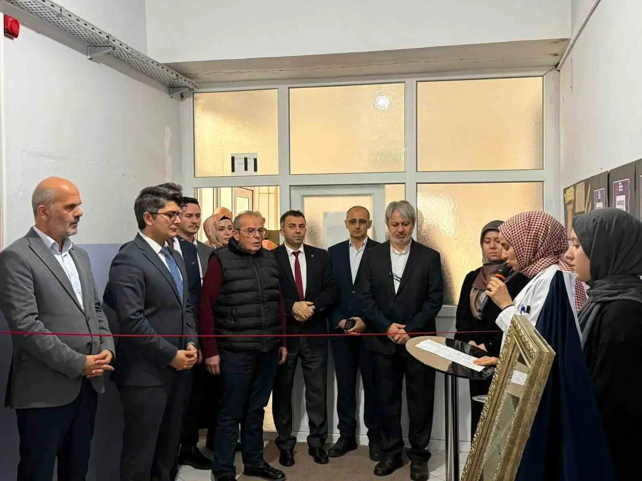 Ladik’te Hüsn-i Hat, Tezhip ve Minyatür Sergisi açıldı