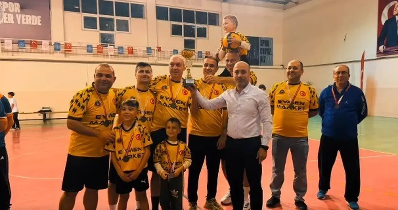 Kurumlar arası voleybol turnuvası tamamlandı