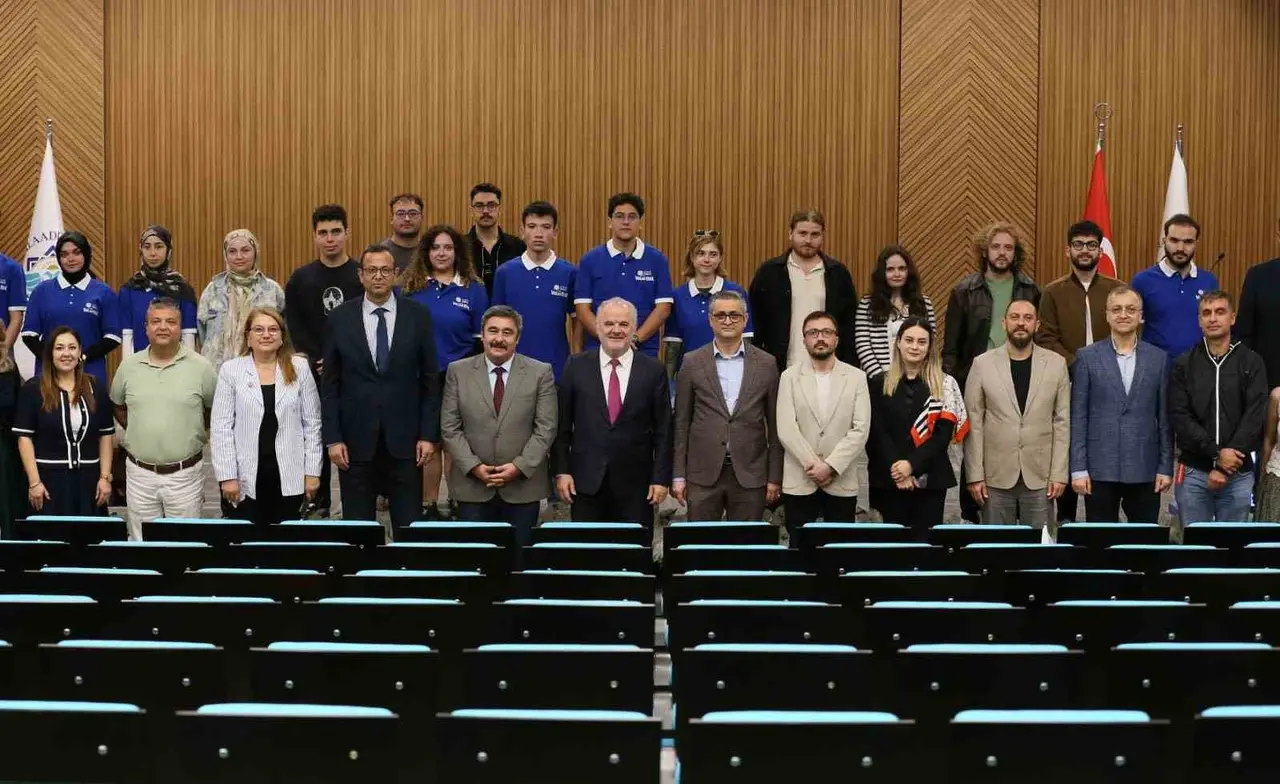 Rektör Türkdoğan’dan gençlere COP31 çağrısı: "Geleceği inşa eden bir gençlik olalım"