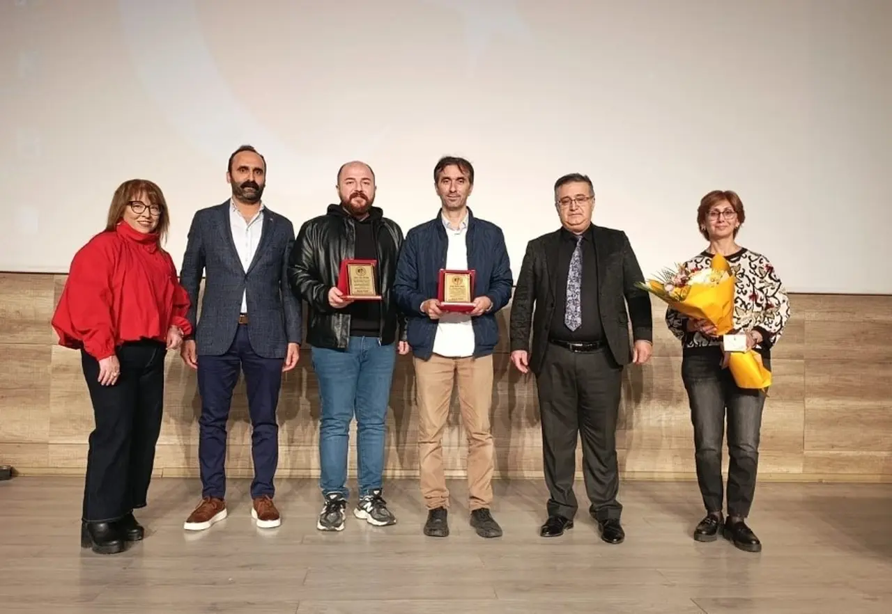 Alaşehir’de velilere dijital bağımlılık uyarısı