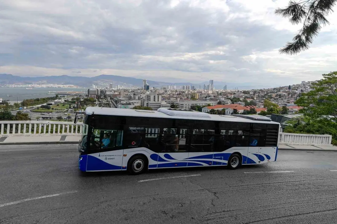 Toplu ulaşım seferlerine bayram düzenlemesi