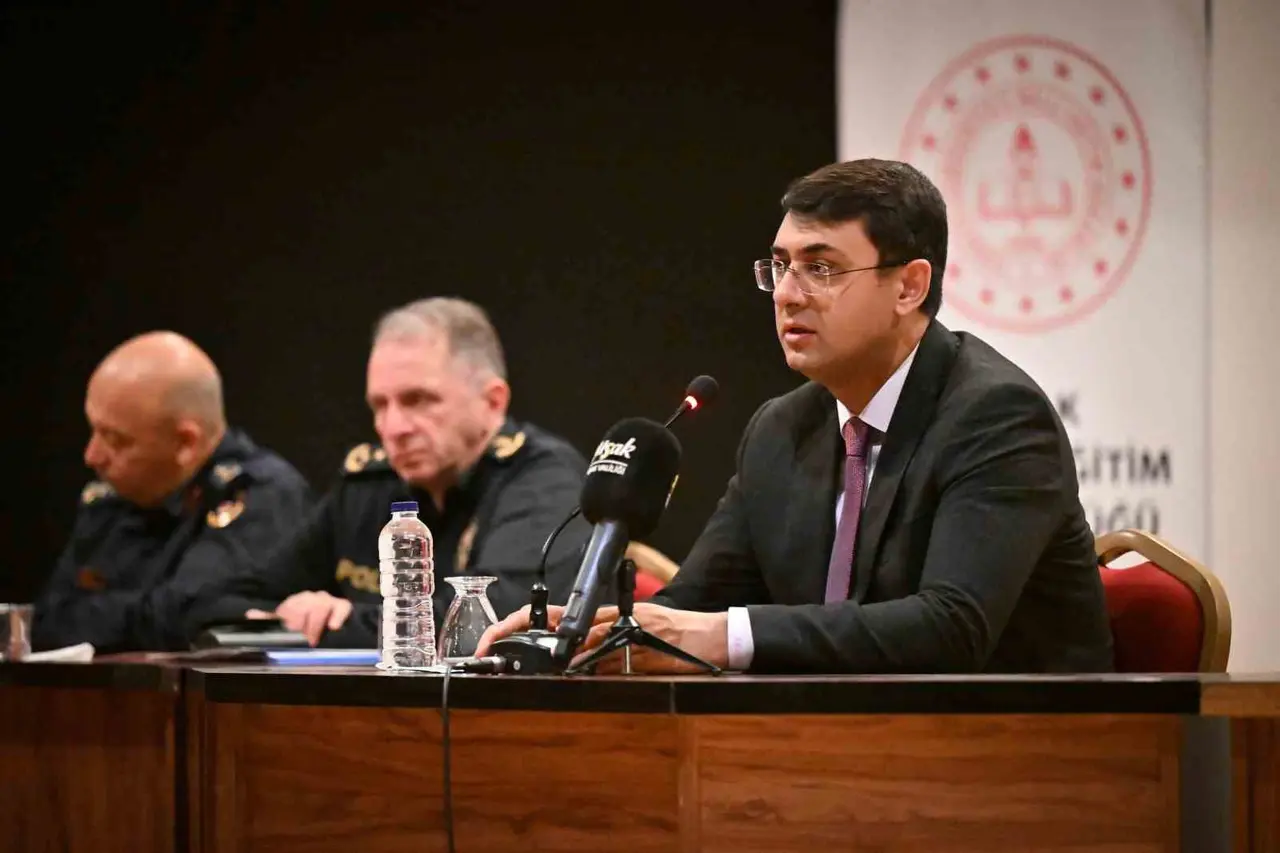 Uşak’ta okul güvenliği toplantısı yapıldı