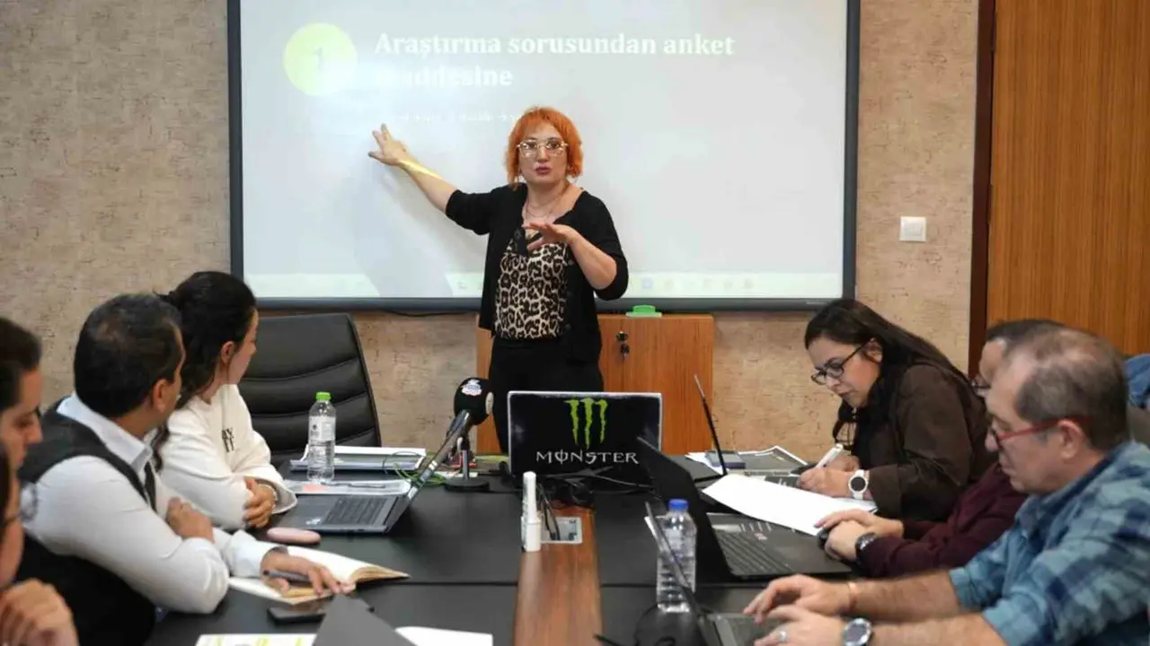 KBÜ’de araştırmacılar için veri analizi eğitimi düzenlendi