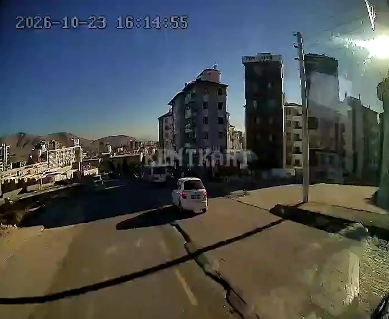 Niğde’de halk otobüsü şoförü rahatsızlanan öğrenciyi hastaneye yetiştirdi