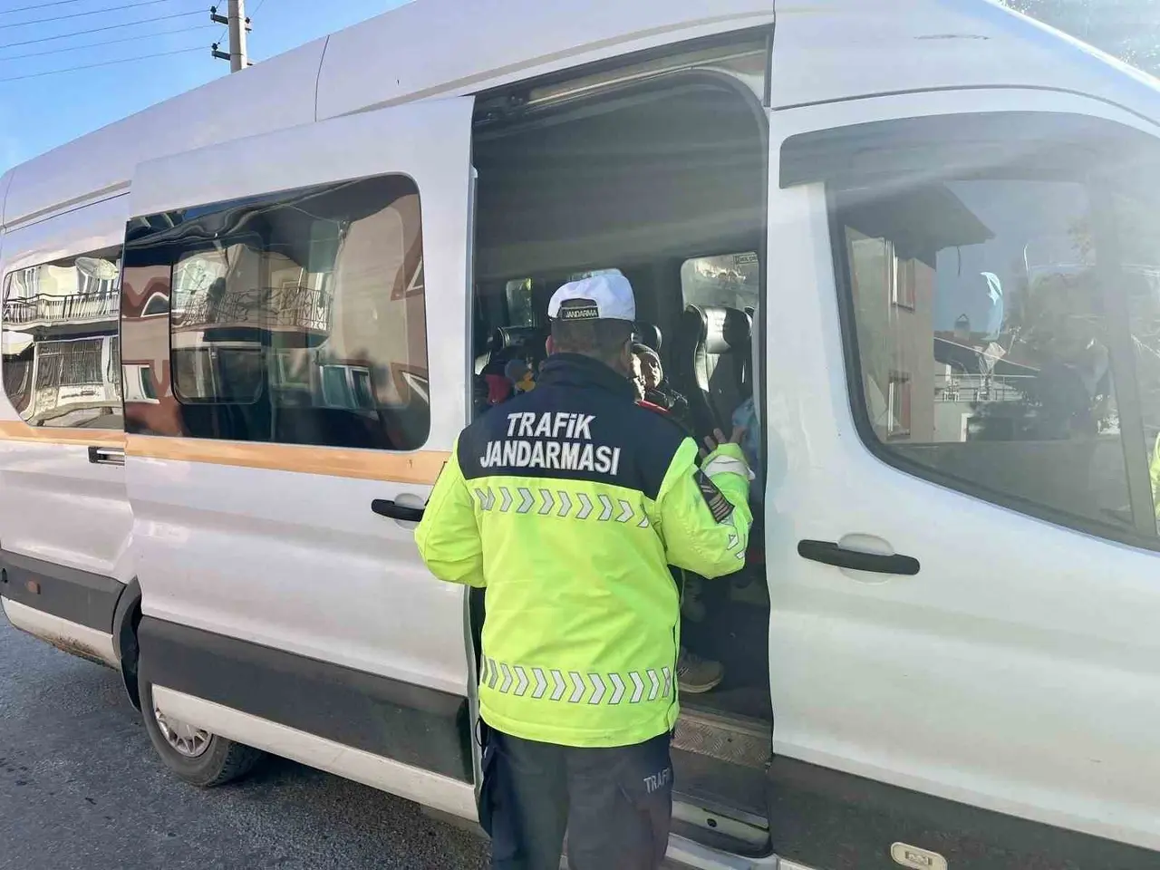 Uşak’ta okul çevrelerinde güvenlik denetimi gerçekleştirildi