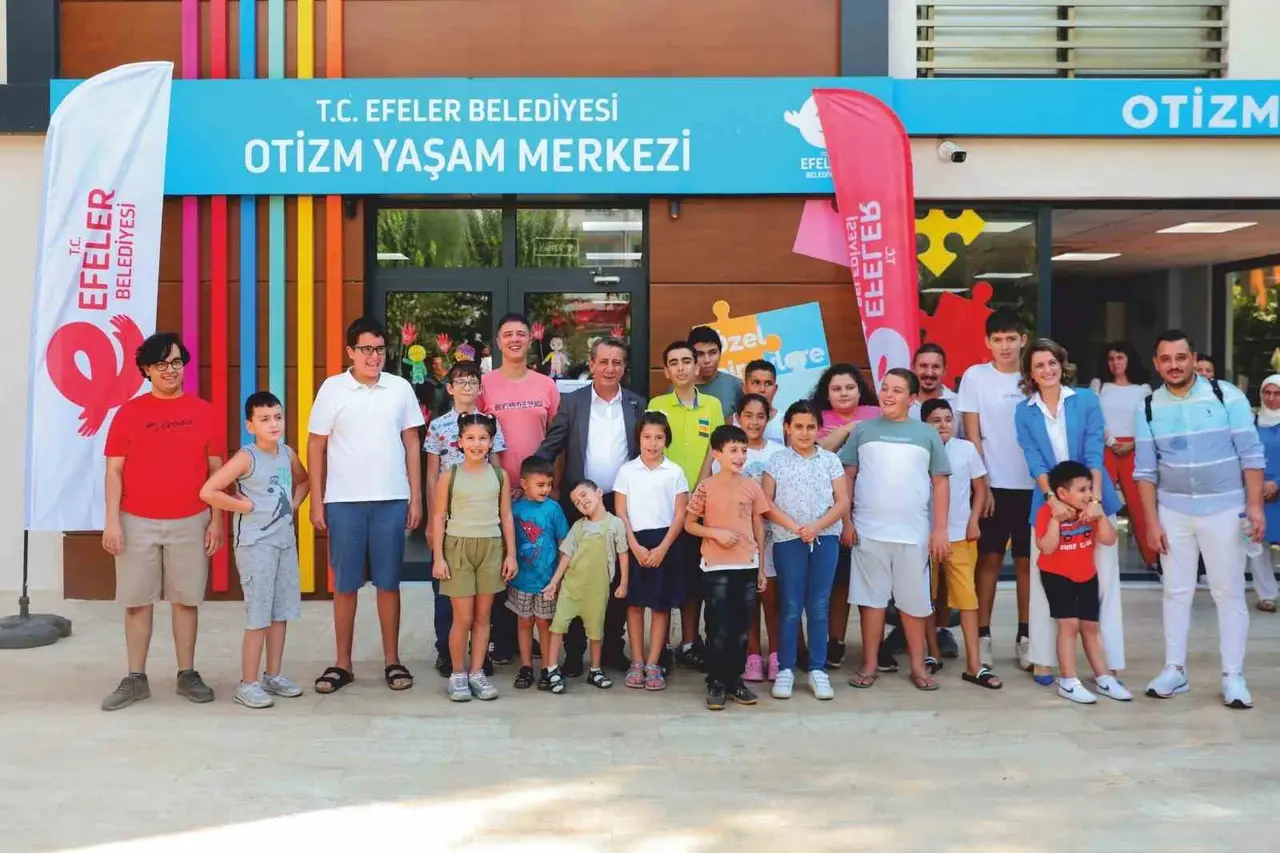 Efeler’de işletmeler Otizm dostu oluyor