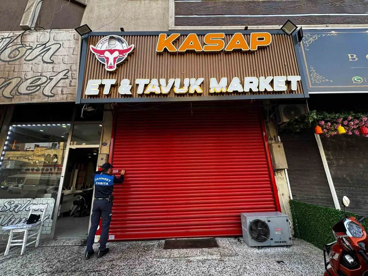 Şahinbey’de son kullanma tarihi geçmiş ciğer satan iş yerine 3 gün kapatma
