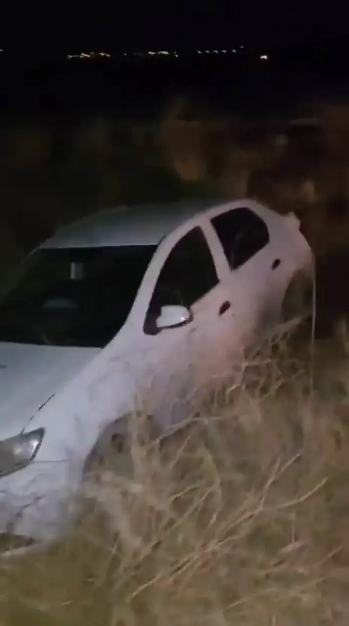 Diyarbakır’da araç yoldan çıkıp takla attı: 1 yaralı