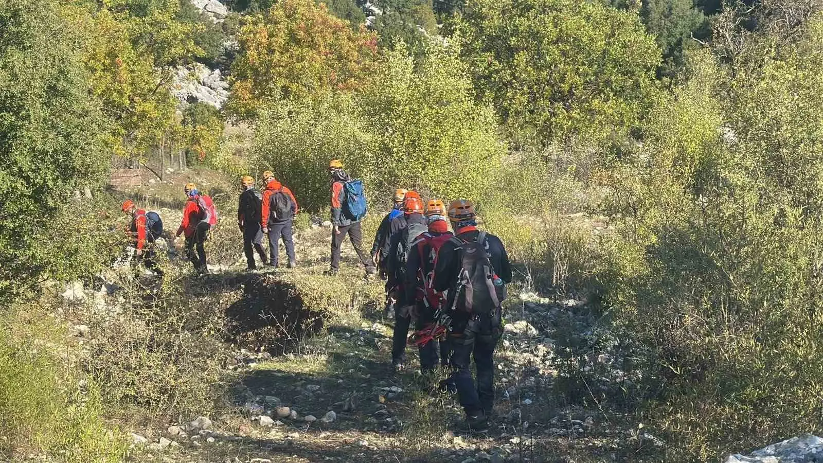 Yazılı Kanyon’da mahsur kalanlar için kurtarma çalışmaları devam ediyor
