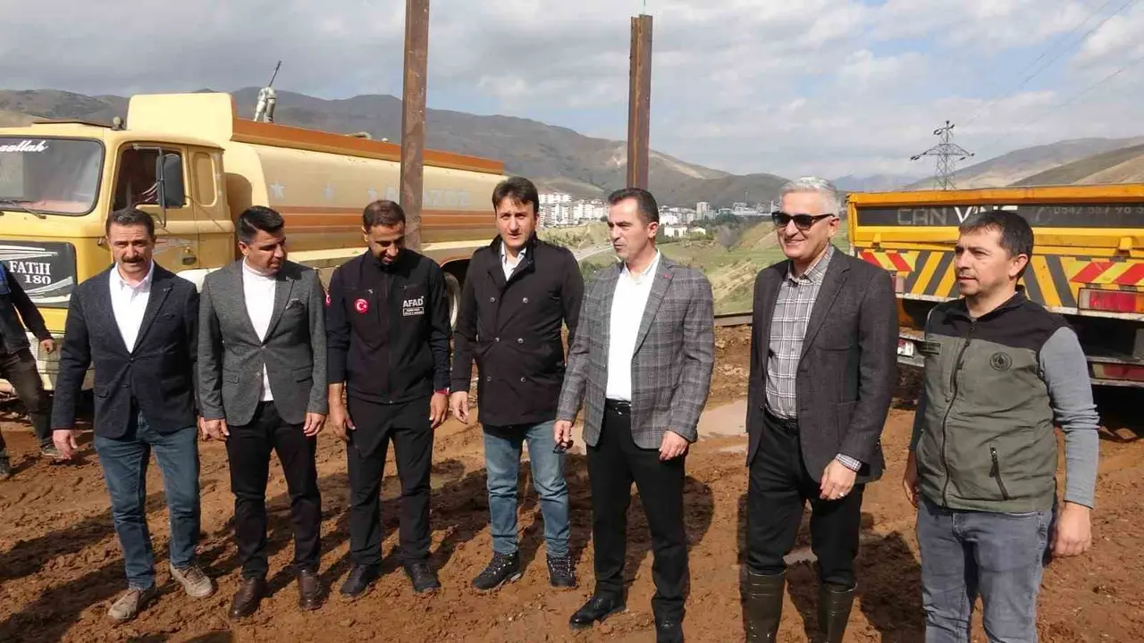 Bitlis’te çığ riskine karşı önlem çalışmaları sürüyor