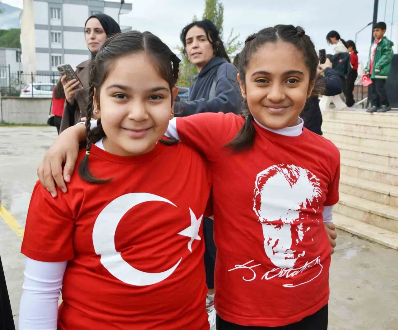 Manisa’da okullarda cumhuriyet coşkusu yaşandı