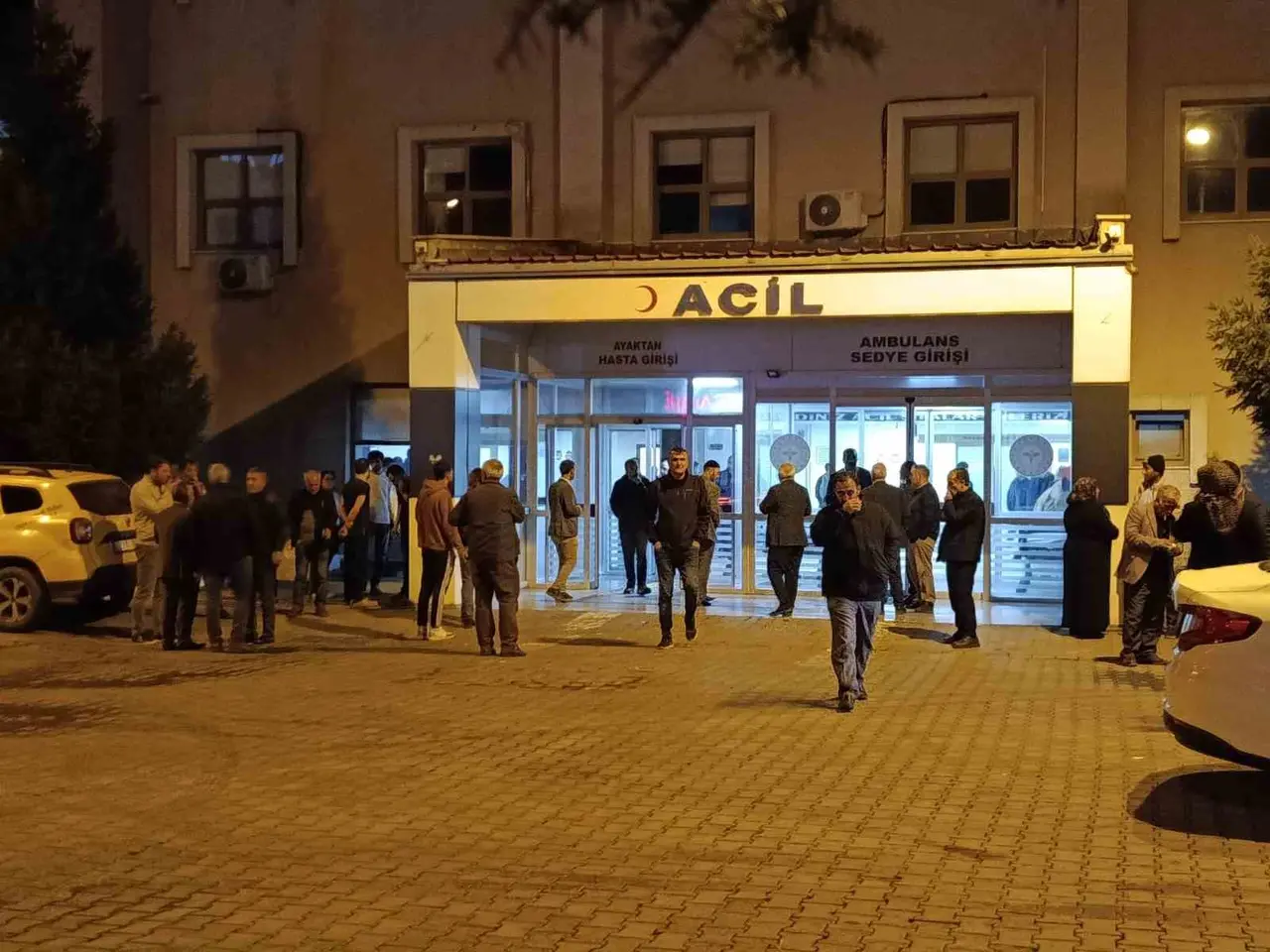 Bingöl’de inşaat iskelesinden düşen işçi yaralandı