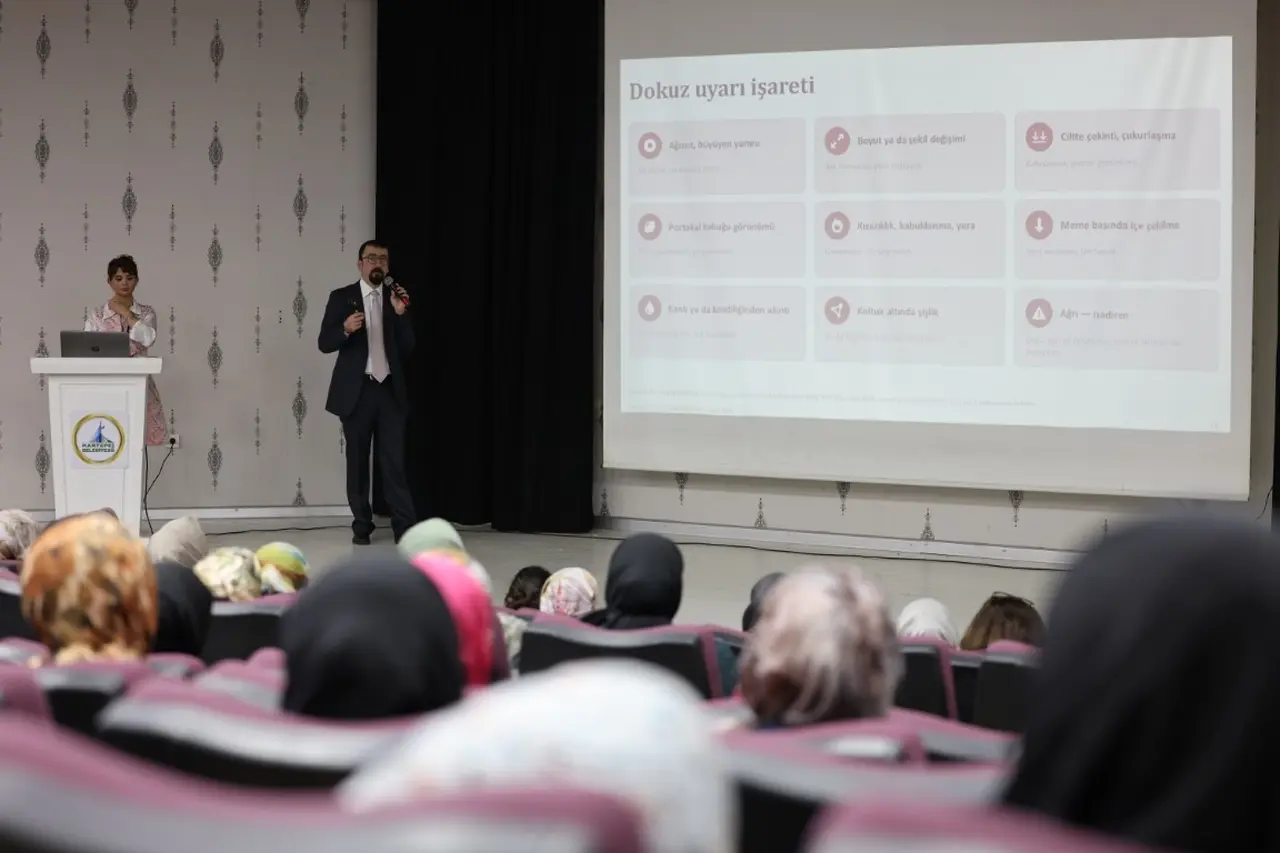Kartepe’de meme kanserinde erken teşhisin önemi anlatıldı