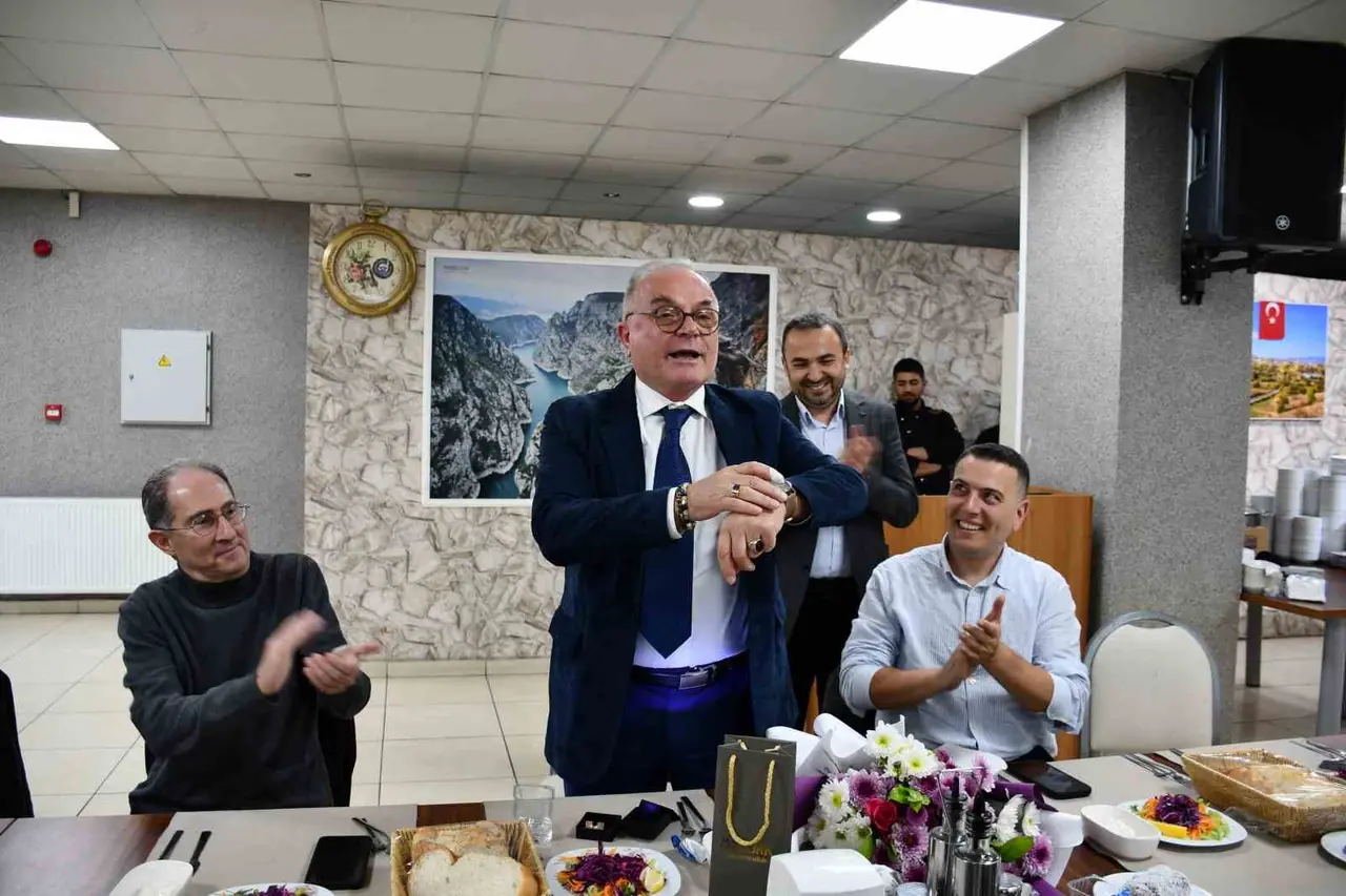 46 yıllık hekime veda programı
