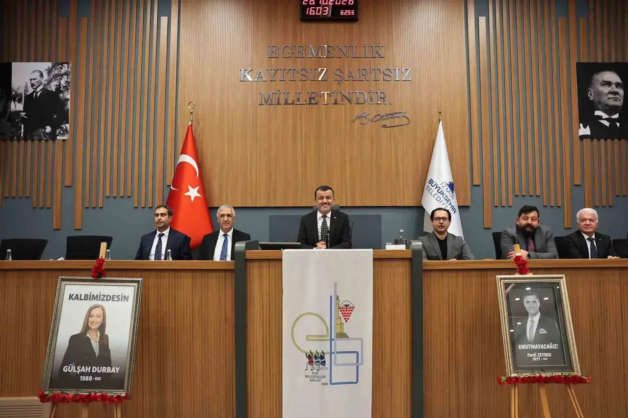 Ege Belediyeler Birliği İzmir’de toplandı