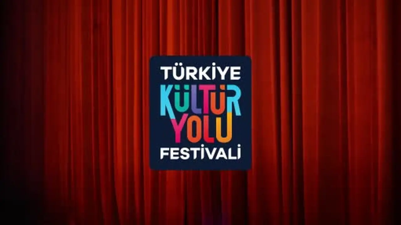 Antalya’da Kültür Yolu heyecanı başladı: Bakan Ersoy 440’tan fazla etkinliğin açılışını yaptı