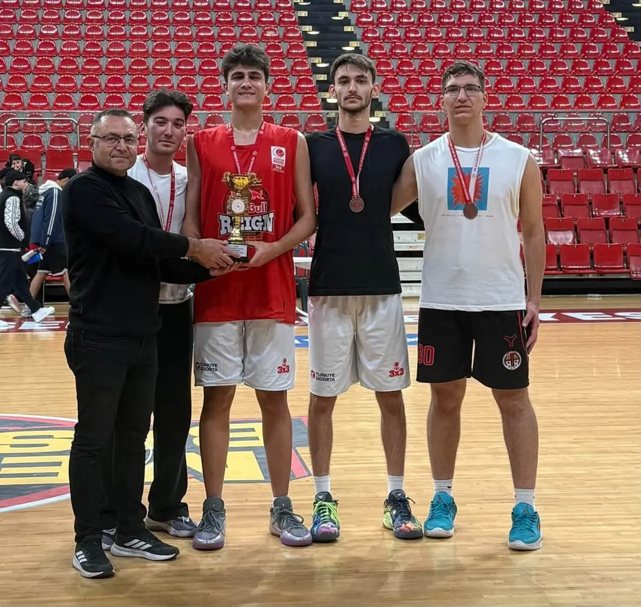 Kayseri’de Cumhuriyet Kupası 3x3 Basketbol Müsabakaları tamamlandı