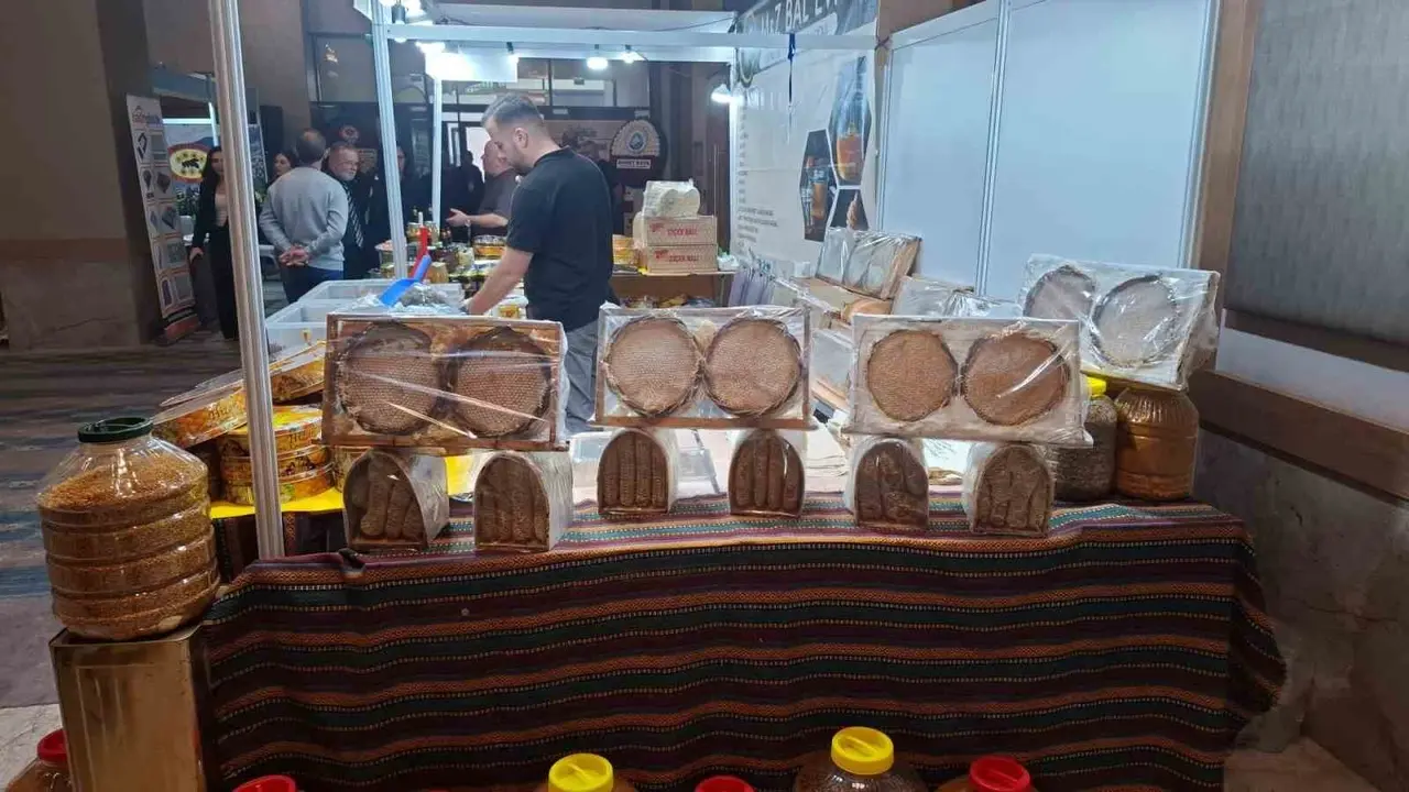 Doğu Karadeniz’in balları görücüye çıktı