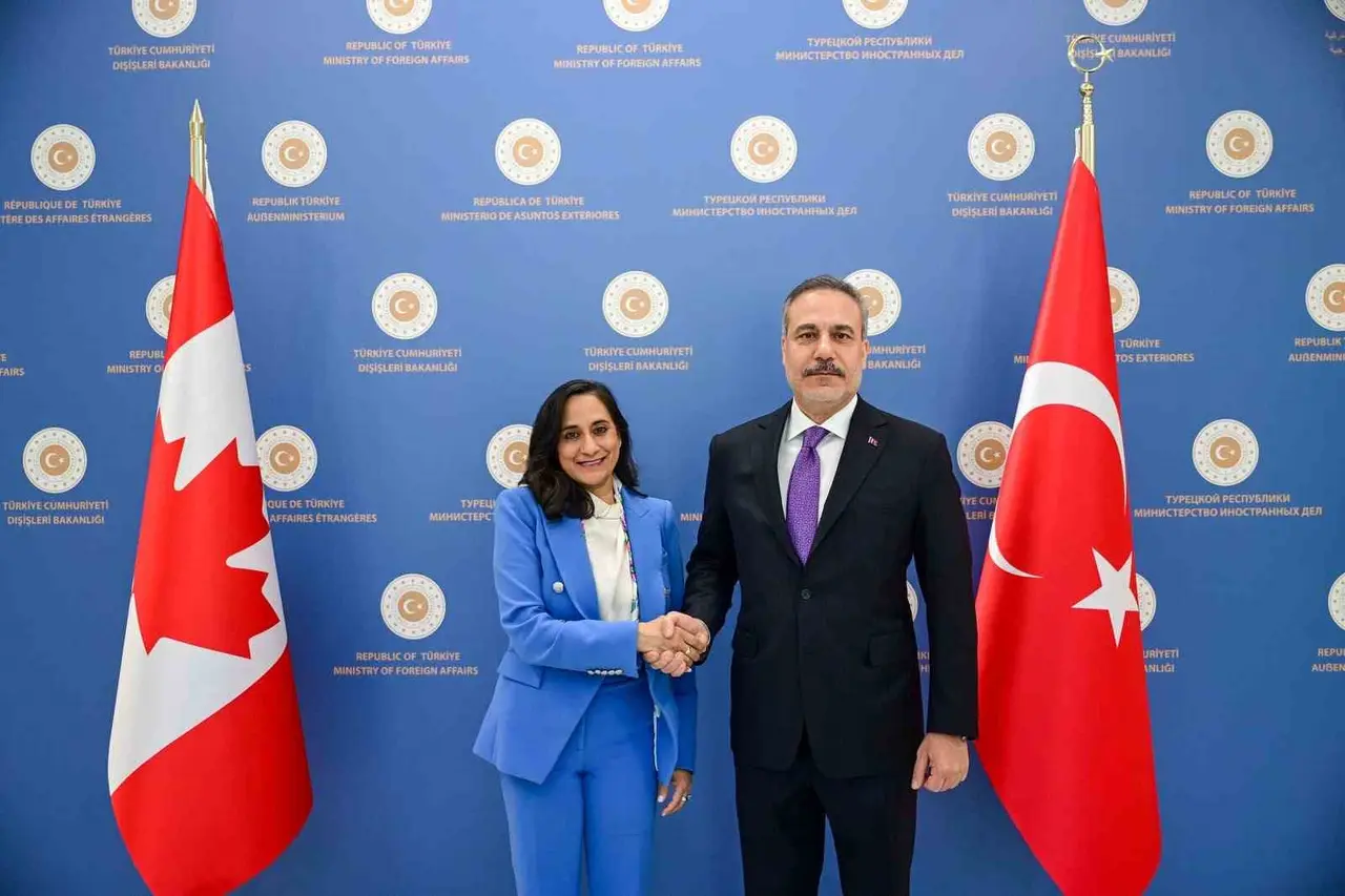 Dışişleri Bakanı Fidan, Kanadalı mevkidaşı Anand ile görüştü