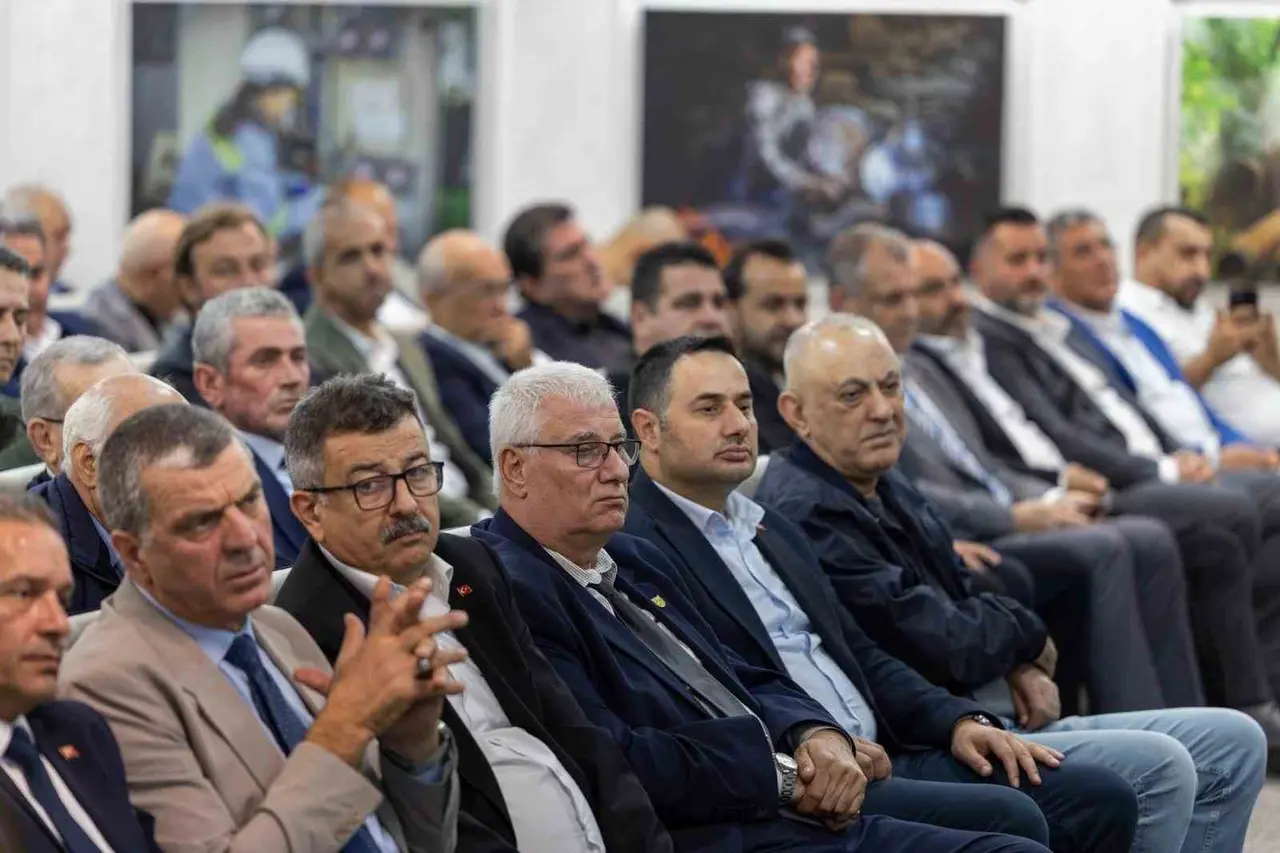 Başkan Tugay: Suya indirim, ulaşıma zam yok