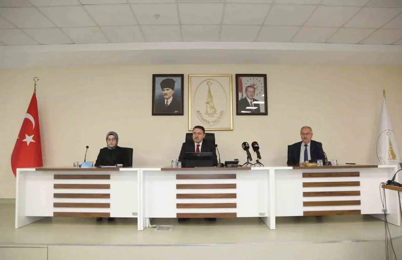 Kütahya’da 590 kamu yatırım projesinin toplam tutarı 12,6 milyar lirayı aştı