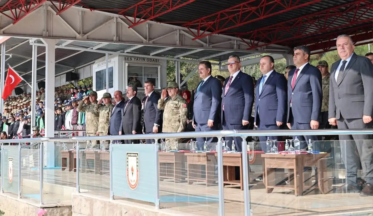 15. Piyade Eğitim Tugayı’nda sancak teslim töreni
