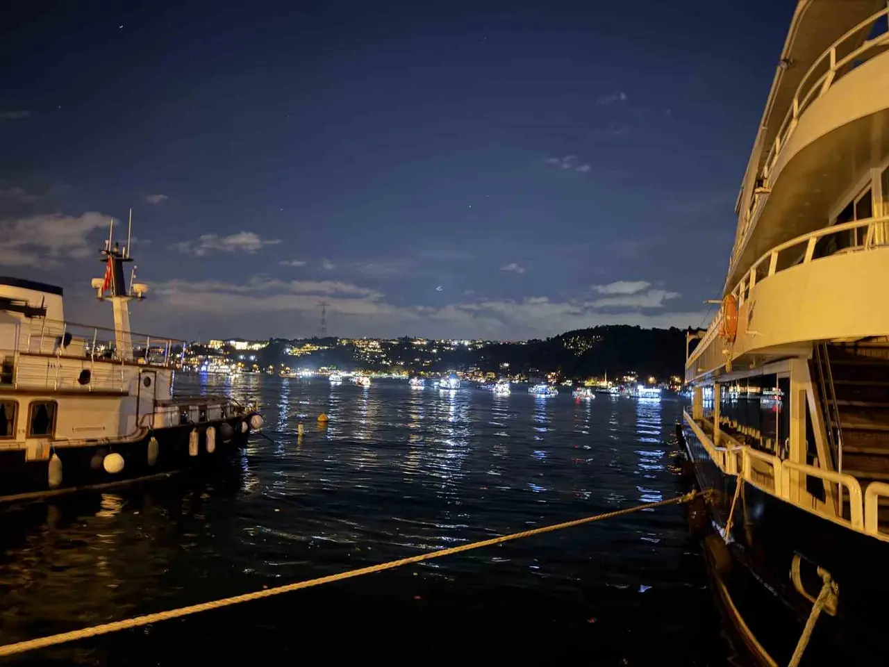 İstanbul Boğazı’nda lüfer akını başladı