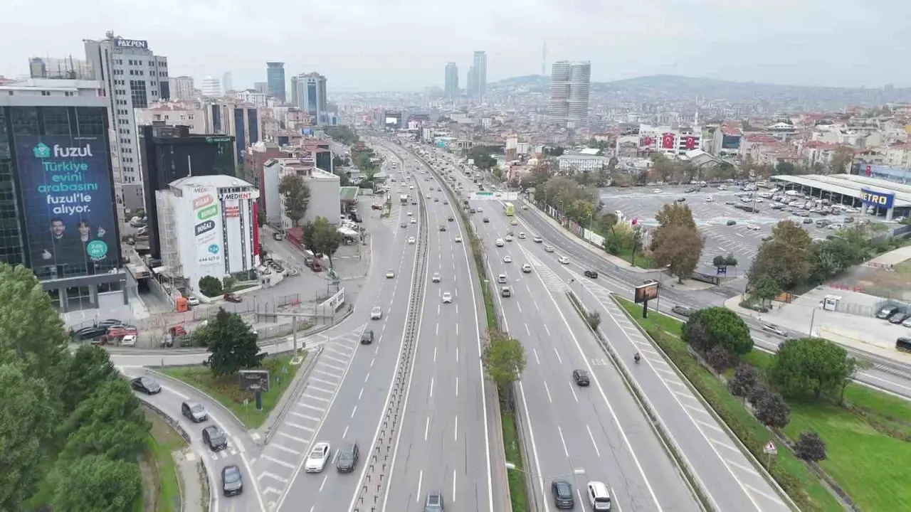29 Ekim’de yollar boş kaldı