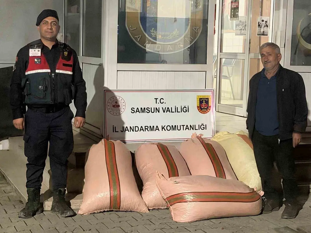Çarşamba’da fındık dolandırıcılığı: 2 gözaltı