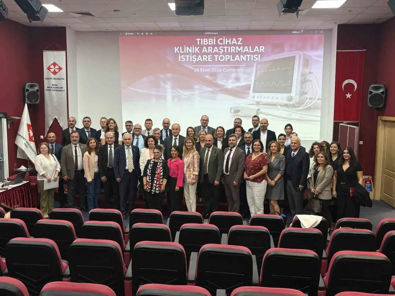 Prof. Dr. Özer: "İlaç alanındaki deneyimlerimizi, tıbbi cihaz alanına da taşımak istiyoruz"