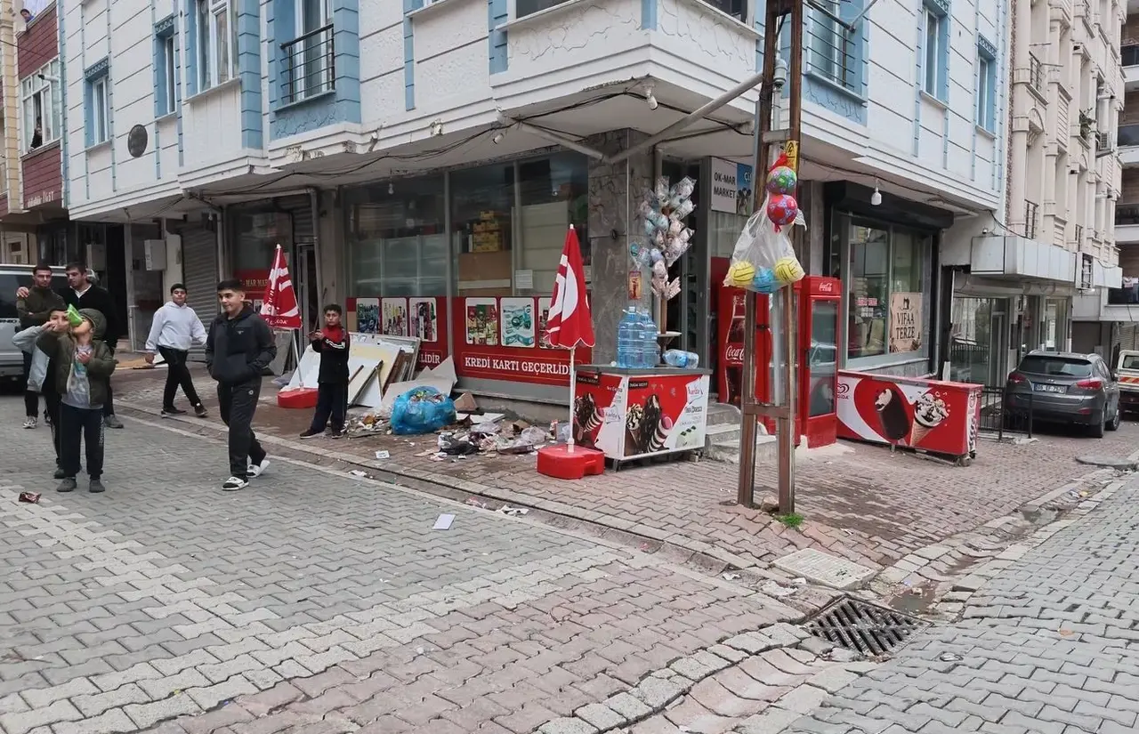 Esenyurt’ta engelli vatandaşı darp ettiler