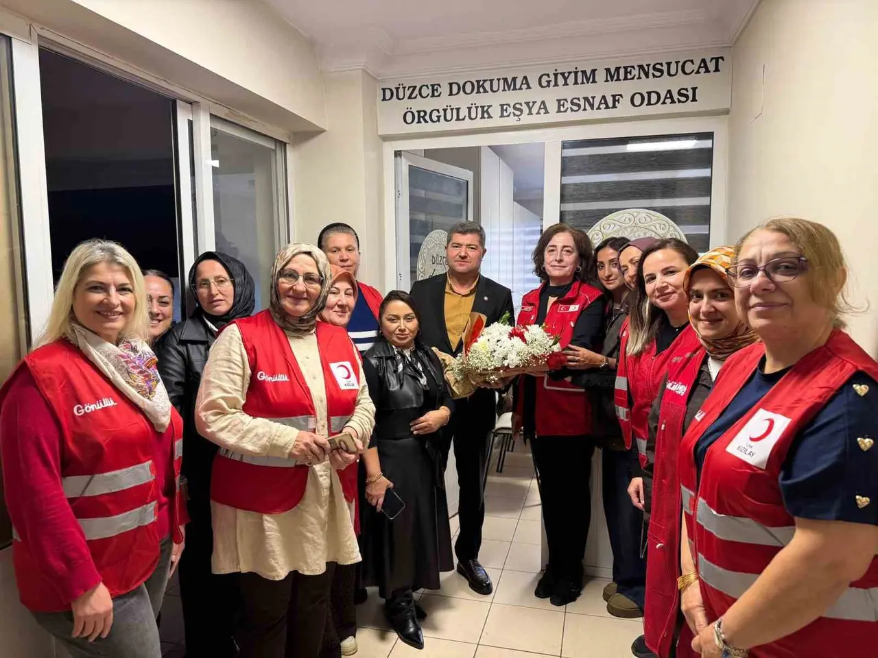 Kızılay’ın kadınları esnaf odaları ile buluştu