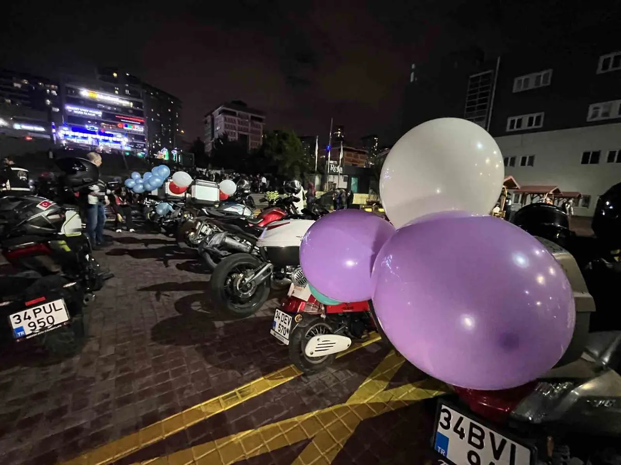 Küçükçekmece’de motosiklet kulüpleri ve grupları, minik Ali Yiğit için gaza bastı